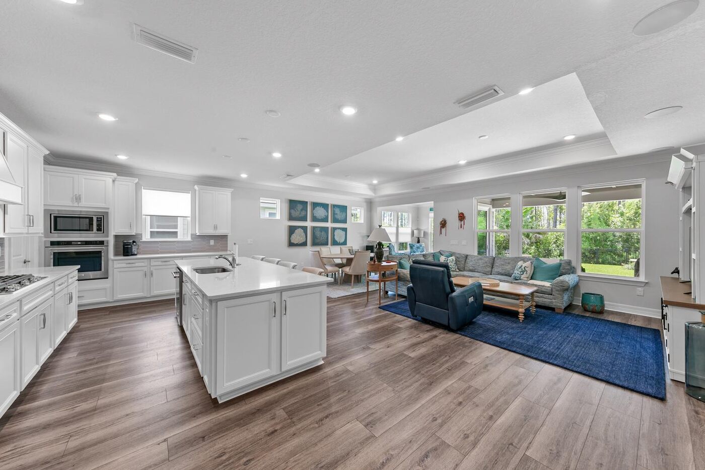 126 Sand Harbor Drive &mdash; the kitchen and the great room