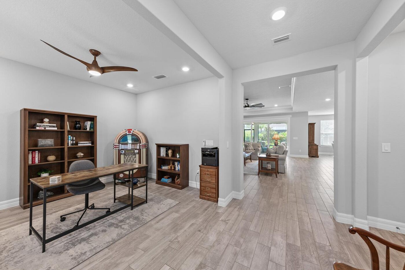 129 Cattail Bay Drive — the front office