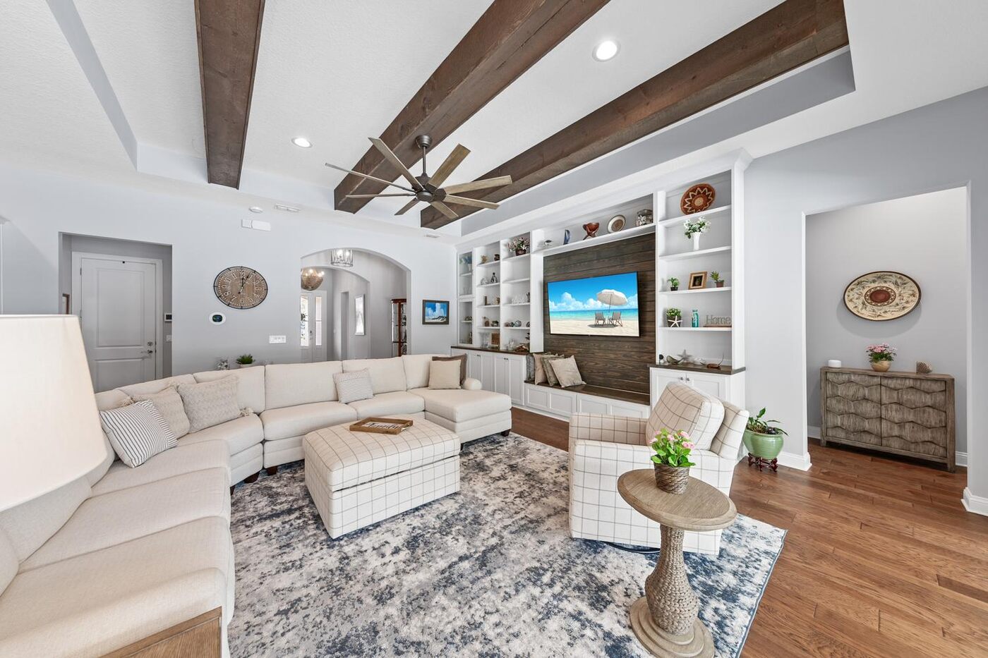 151 Littlewood Road &mdash; the living room and its built-ins