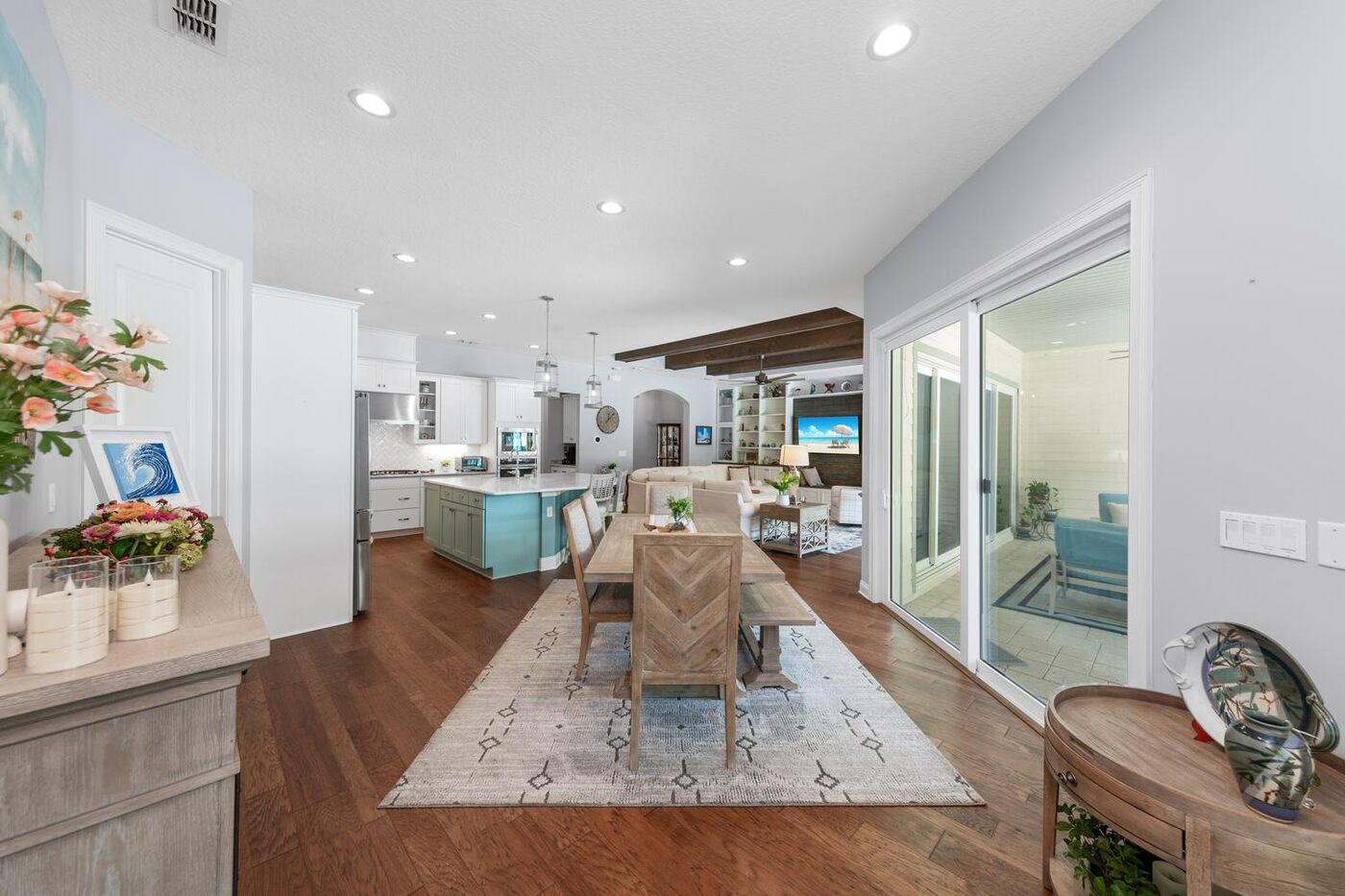 151 Littlewood Road &mdash; the dining room