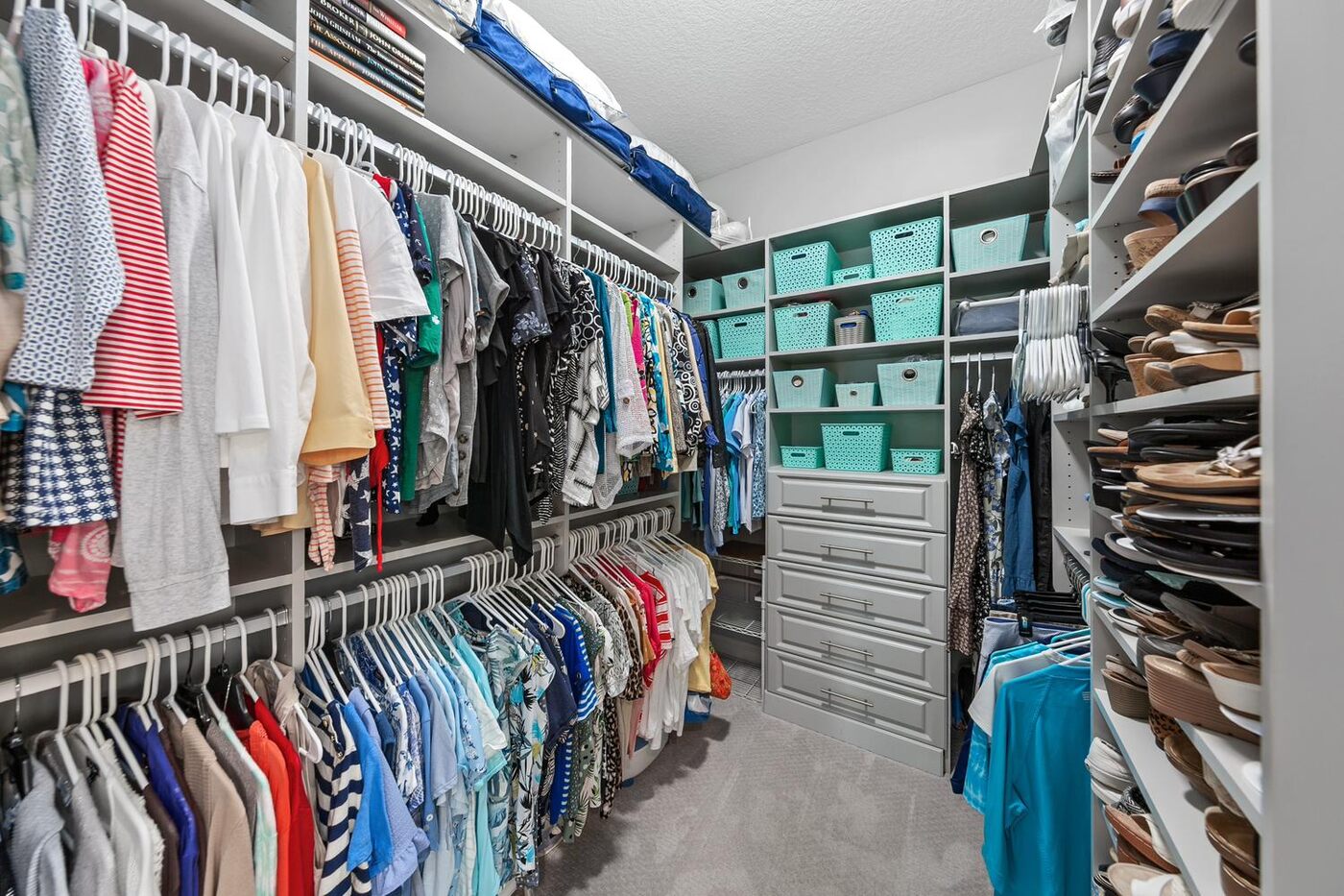 151 Littlewood Road &mdash; the walk-in closet