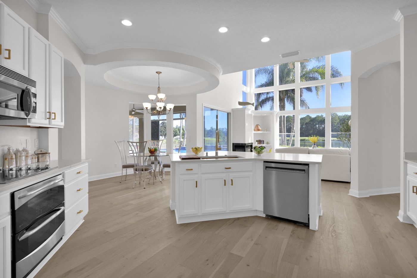 237 S Hampton Club Way — the kitchen and breakfast nook