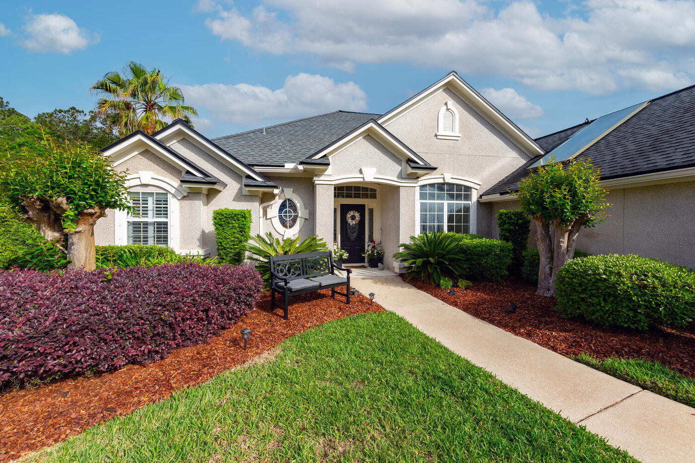 240 Shell Bluff Court &mdash; the front walk