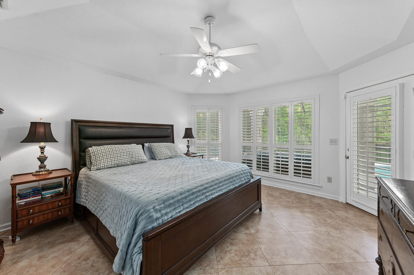 240 Shell Bluff Court &mdash; the primary bedroom