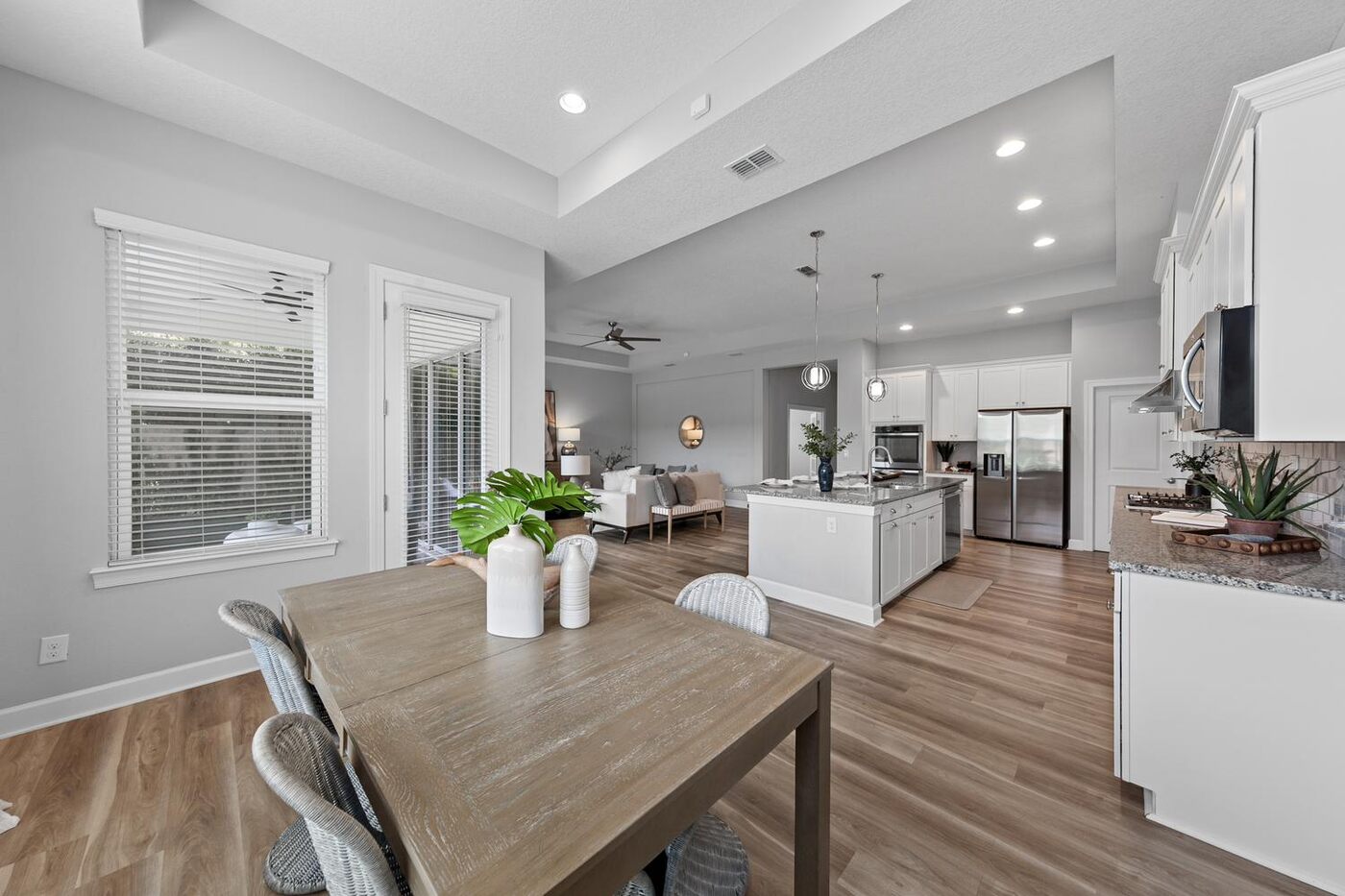 330 Silver Sage Lane &mdash; the dining room