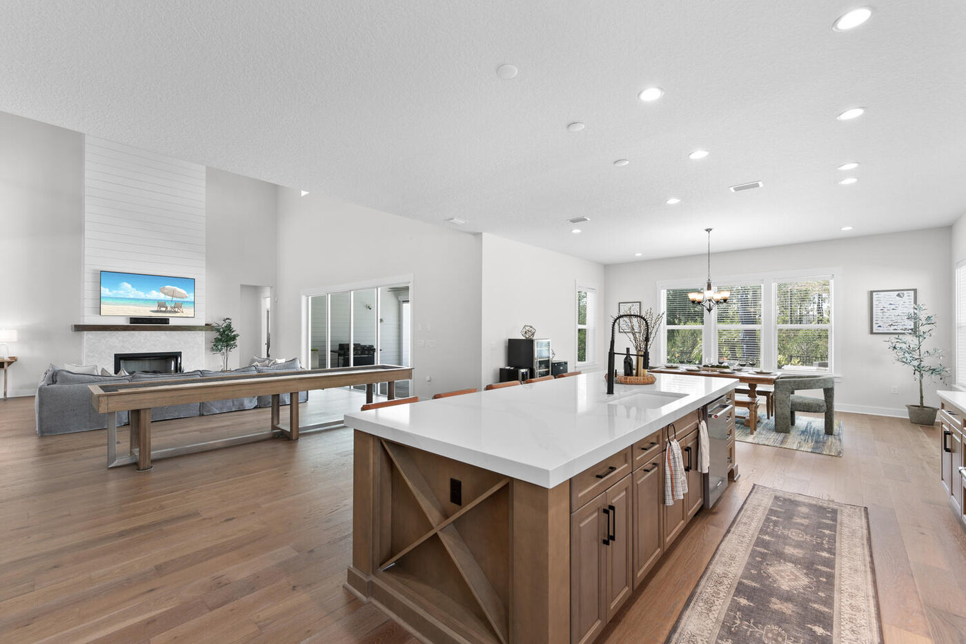 102 Morning Mist Lane &mdash; the kitchen