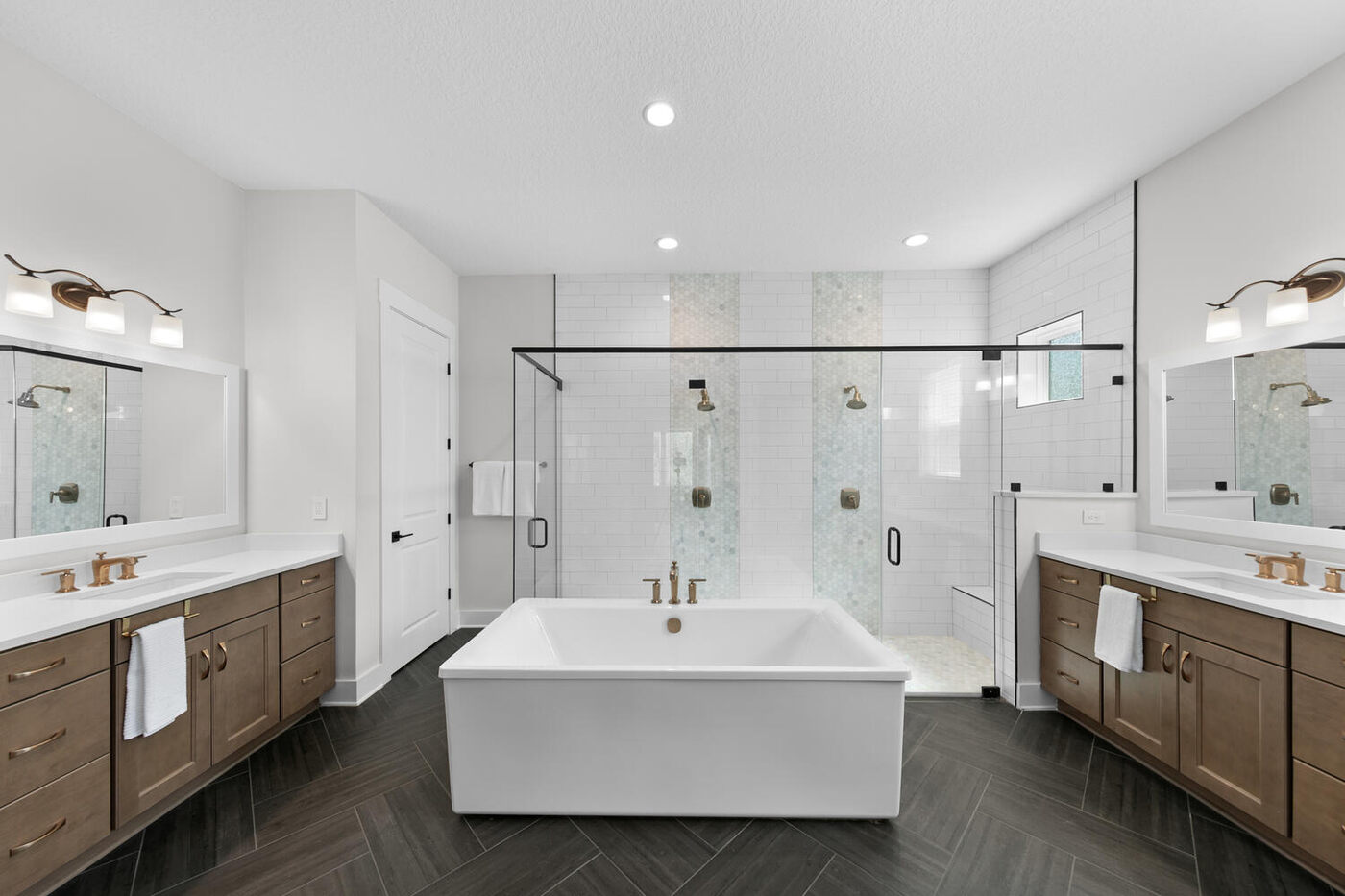102 Morning Mist Lane &mdash; the primary bath