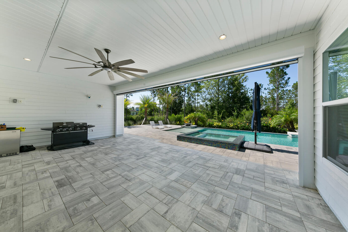 102 Morning Mist Lane &mdash; the covered lanai
