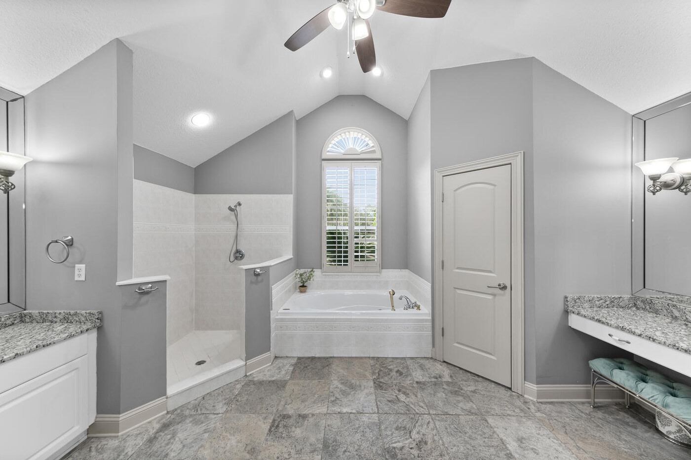 10680 Quail Ridge Drive — the primary bath