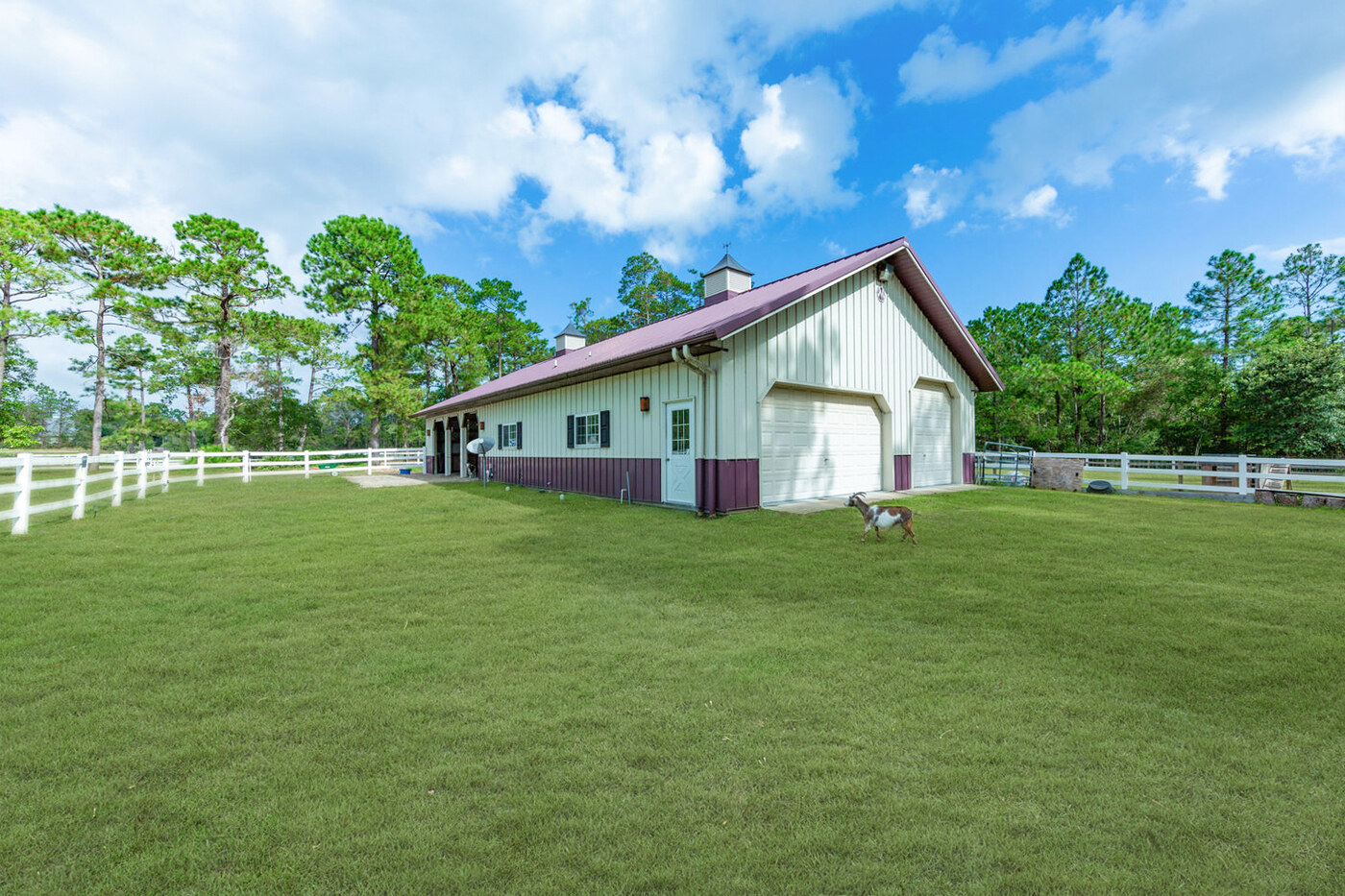10680 Quail Ridge Drive — the barn