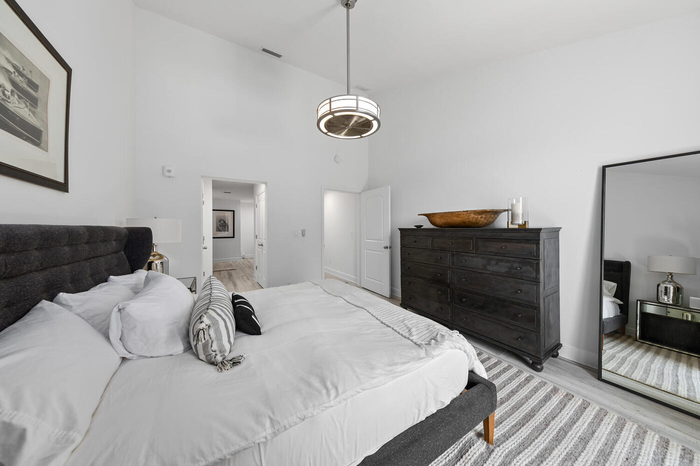 726 Spinnakers Reach Drive — a guest bedroom