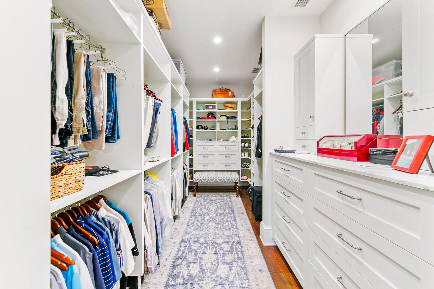 801 Ponte Vedra Boulevard &mdash; the dressing room