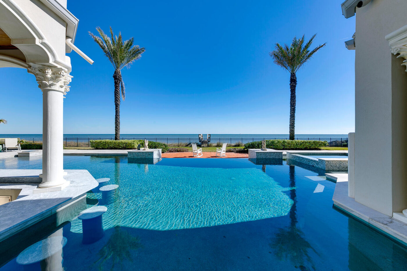 801 Ponte Vedra Boulevard &mdash; the infinity edge, running out to the Atlantic